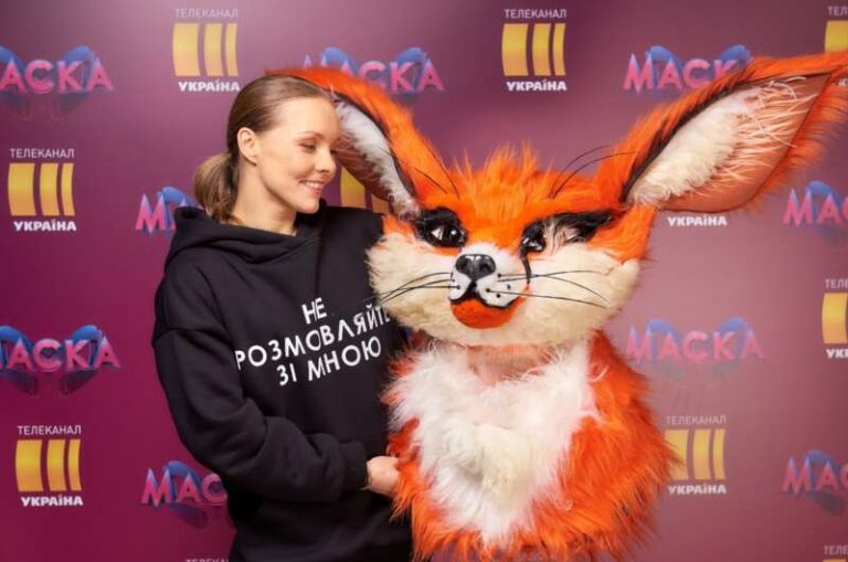 Шоу МАСКА – кто выбыл. Как Олег Винник не узнал под маской родного человека