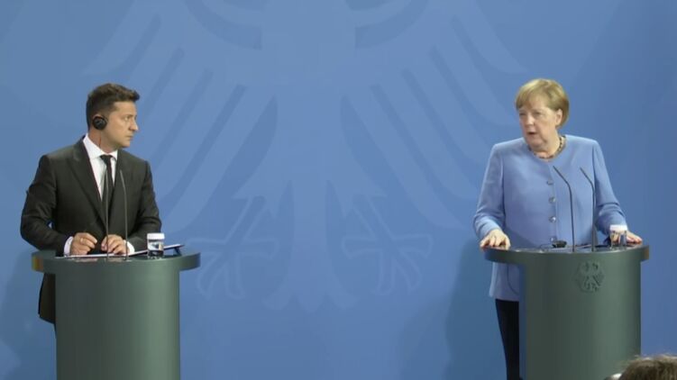 "Я не получил ответа от мадам Меркель". Чем на самом деле завершились переговоры Зе с канцлером Германии