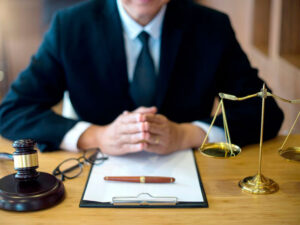 Зачем нужен адвокат: как найти хорошего специалиста?