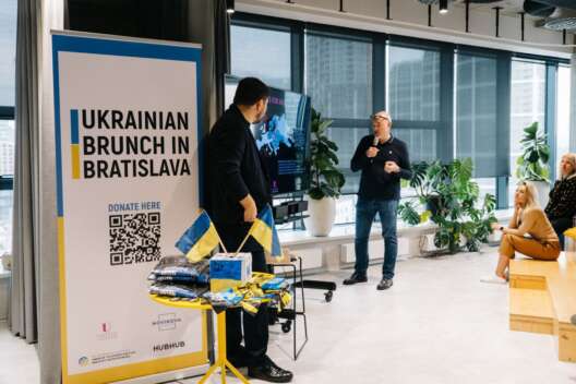 
            В столице Словакии состоялся благотворительный бранч с представителями украинской креативной индустрии        