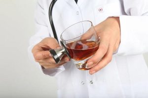 Почему важно лечить алкогольную зависимость