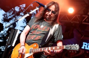 Умер основатель группы Kiss Дэниел  Эйс  Фрейли