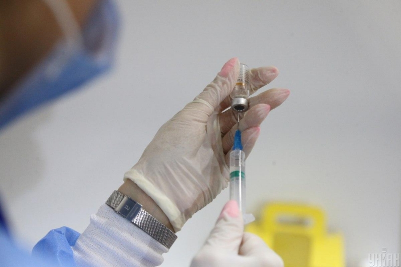 В Кабмине разъяснили, могут ли работодатели заставлять сотрудников вакцинироваться